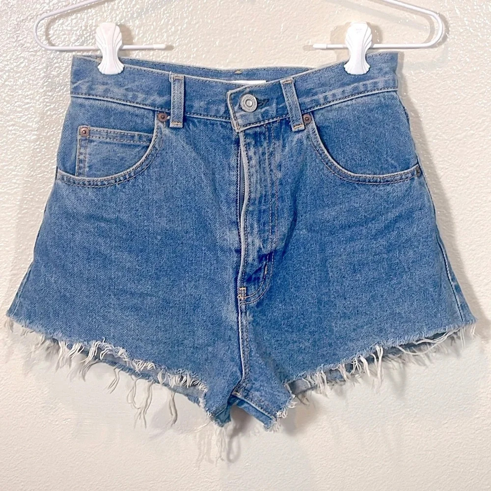 Moussy high rise juniors denim raw hem shorts size 1